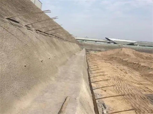 蕉岭河道边坡加固